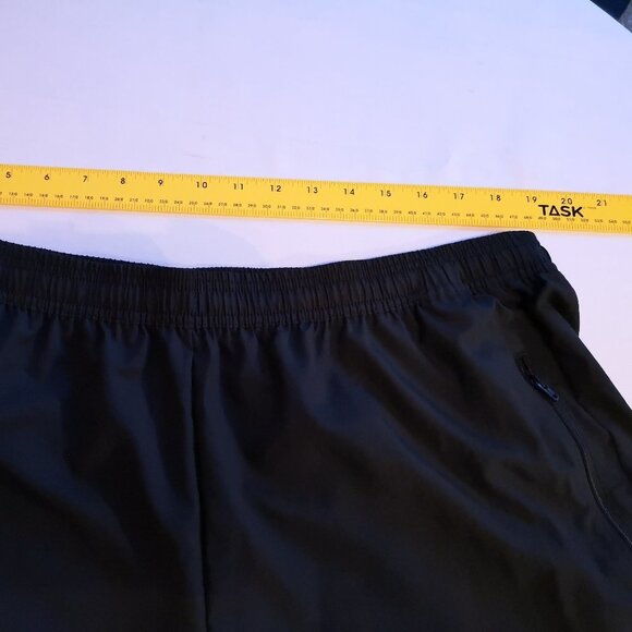 Adidas Aeroready Men's Size 2XL Elastic Waist Black Shorts - Picture 4 of 6